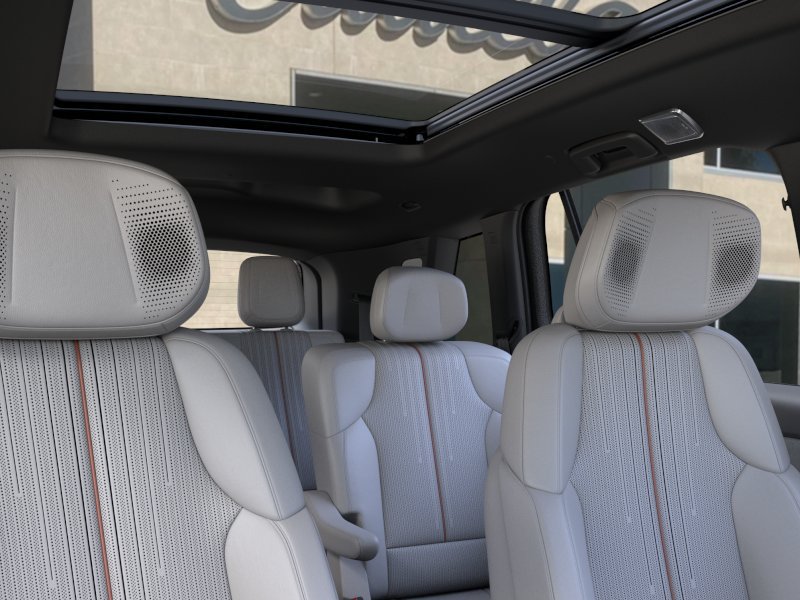 New 2027 Cadillac Vistiq Sport AWD/4WD image 24