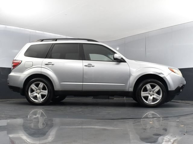 Used 2010 Subaru Forester 2.5X Limited AWD/4WD image 26