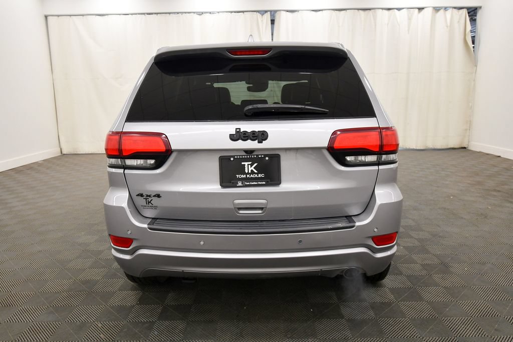 Used 2021 Jeep Grand Cherokee Altitude AWD/4WD image 6