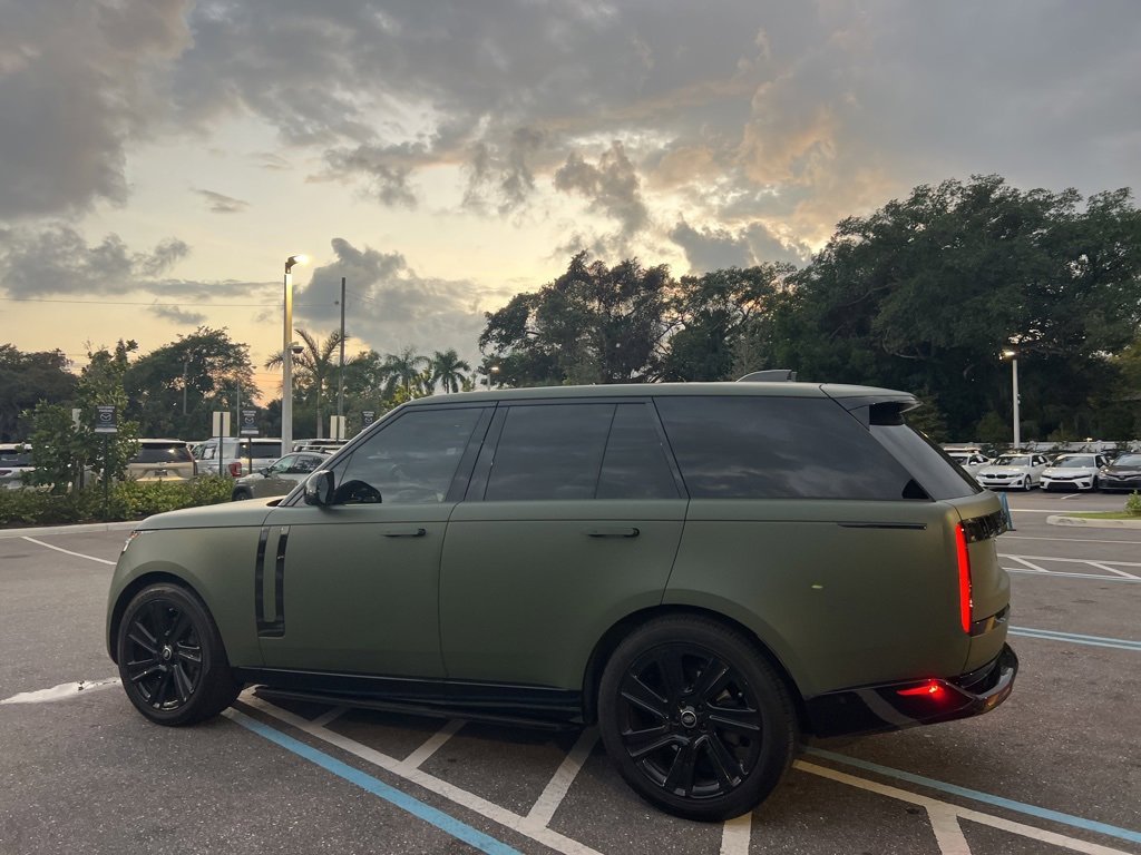 Used 2023 Land Rover Range Rover SE image 21