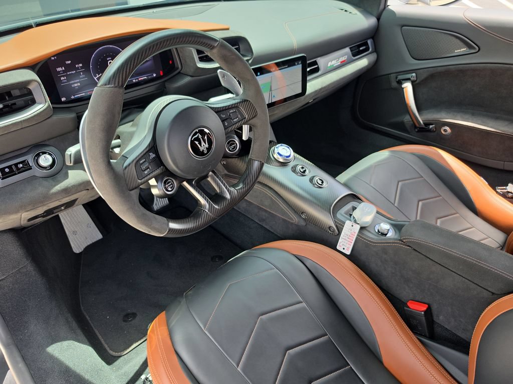 Used 2022 Maserati MC20 Coupe RWD image 13