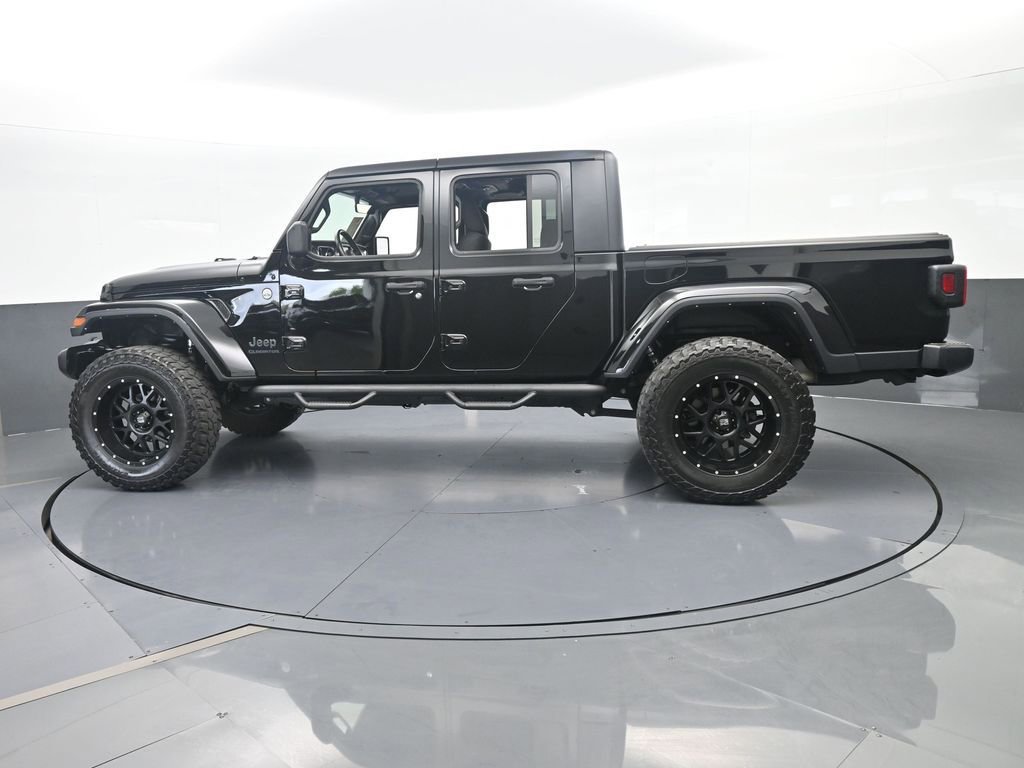 Used 2021 Jeep Gladiator Sport AWD/4WD image 3