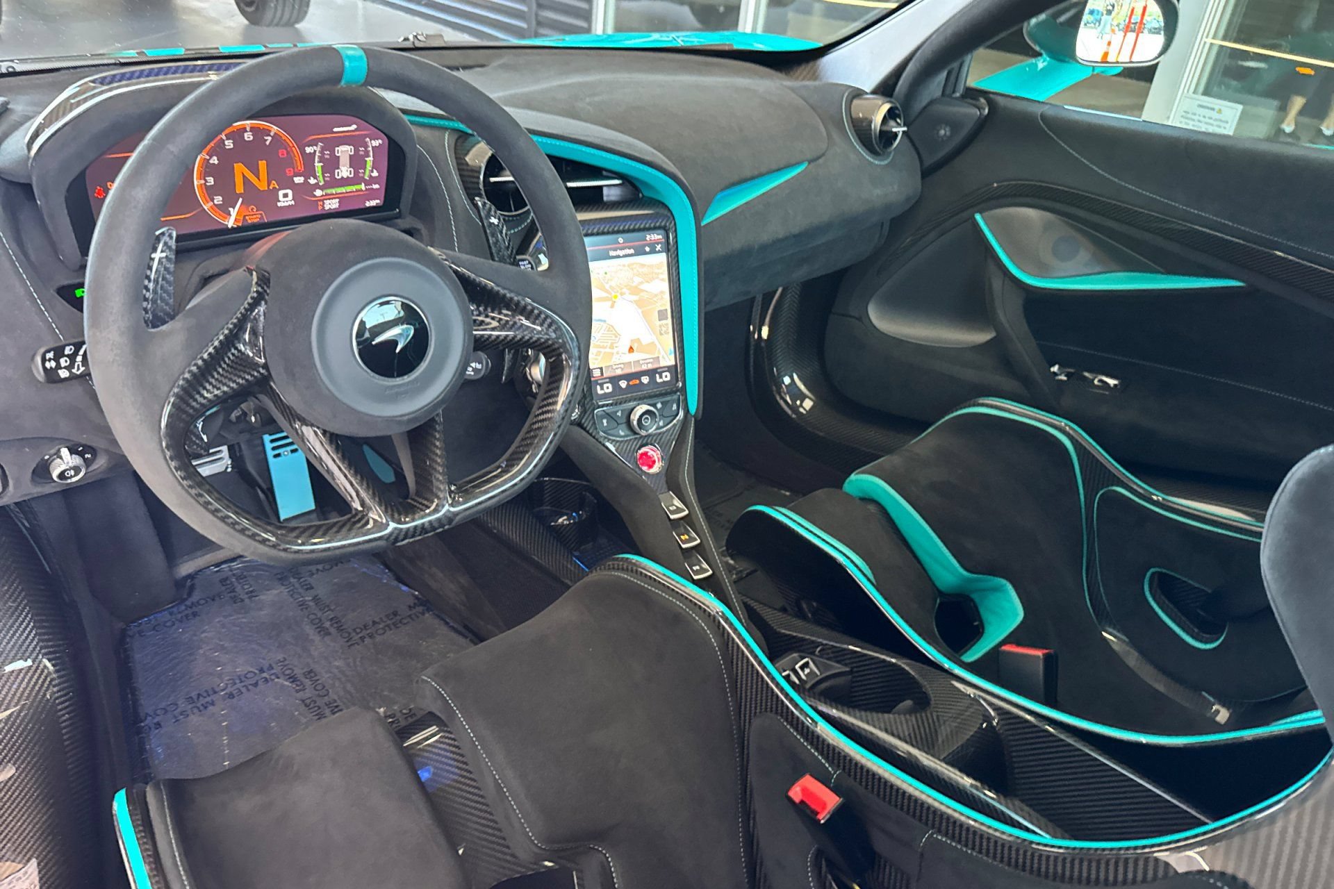 Used 2022 McLaren 765LT RWD image 6