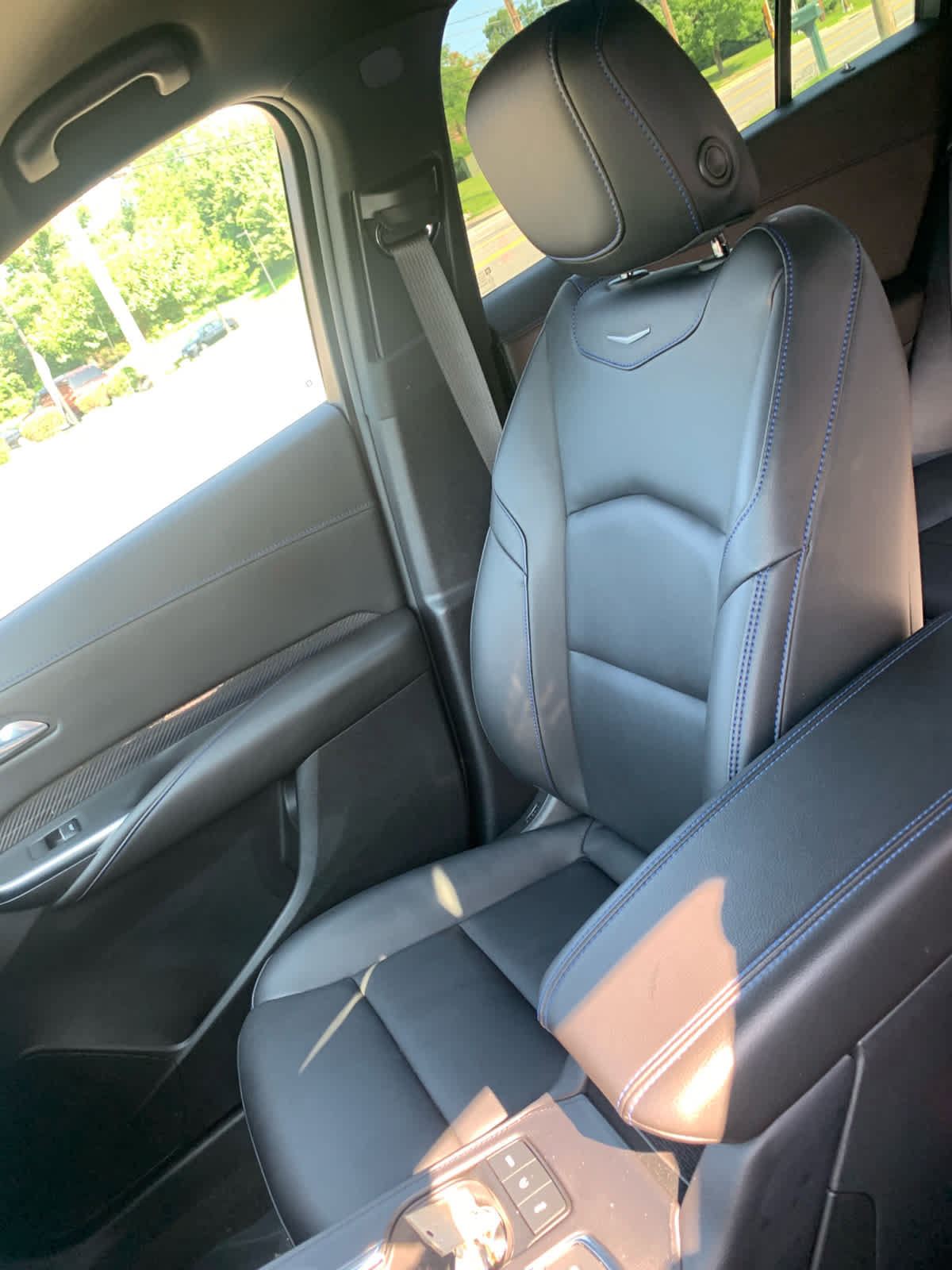 Used 2024 Cadillac XT4 Sport w/ Active Safety Package AWD/4WD image 20
