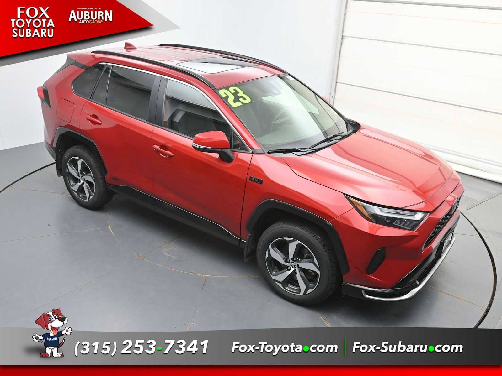 Used 2023 Toyota RAV4 SE w/ Weather & Moonroof Package AWD/4WD image 30