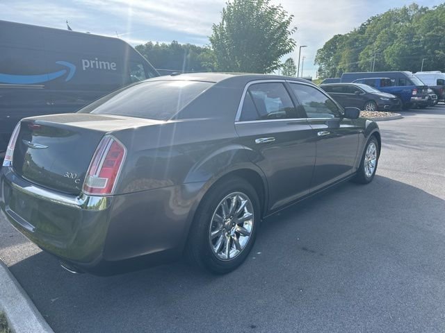 Used 2013 Chrysler 300 C RWD image 15