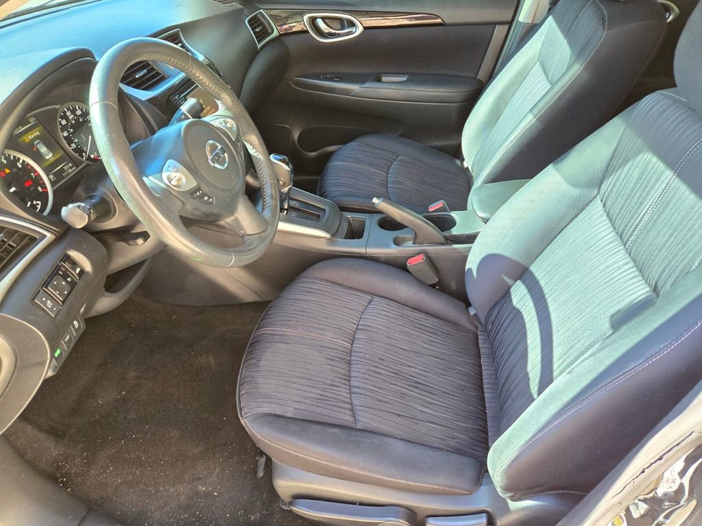 Used 2016 Nissan Sentra SV image 6