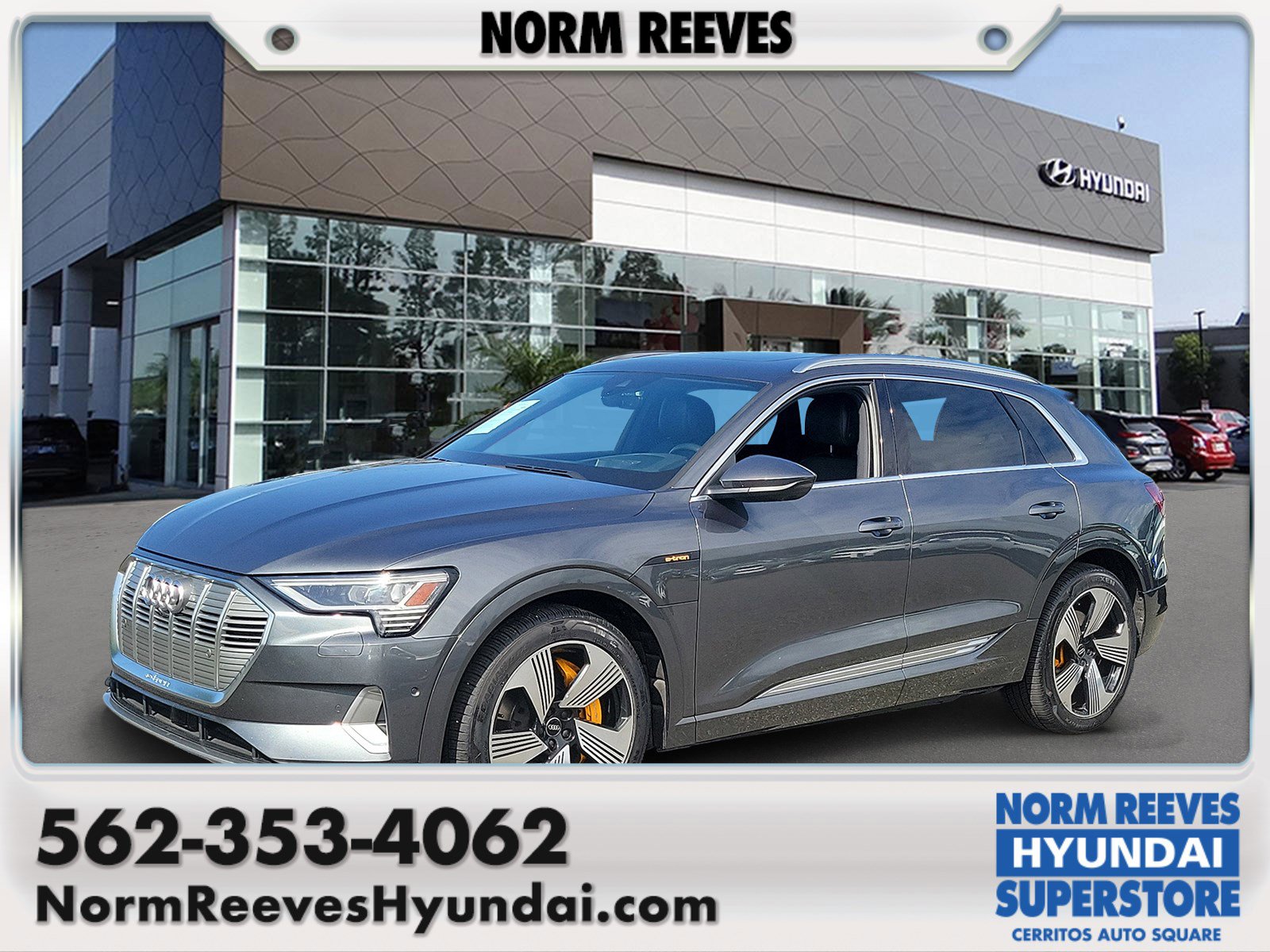 Used 2019 Audi e-tron Prestige w/ Prestige Package AWD/4WD image 1