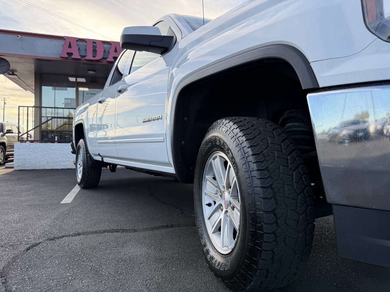 Used 2018 GMC Sierra 1500 SLE w/ SLE Value Package RWD image 23