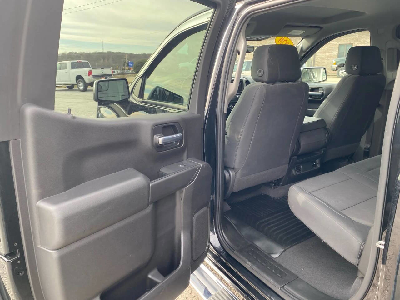 Used 2020 Chevrolet Silverado 1500 Custom w/ Custom Value Package image 23