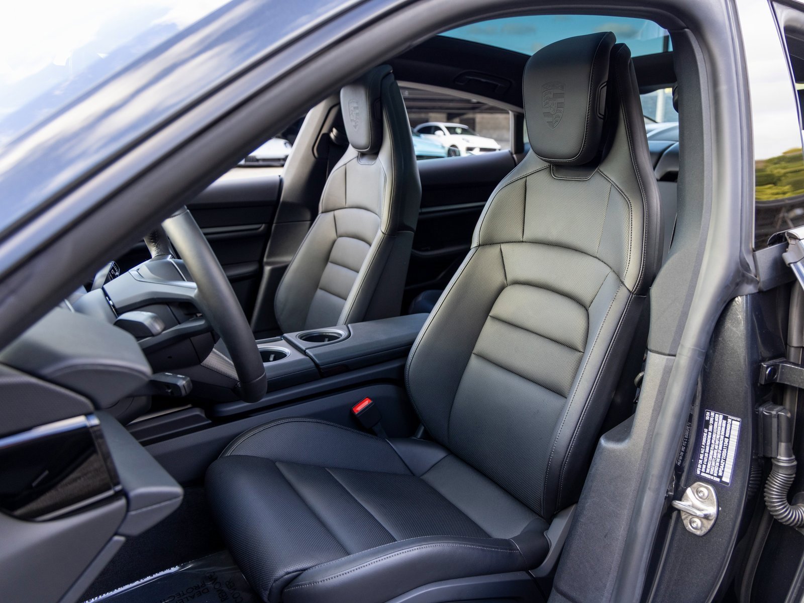 New 2025 Porsche Taycan image 5