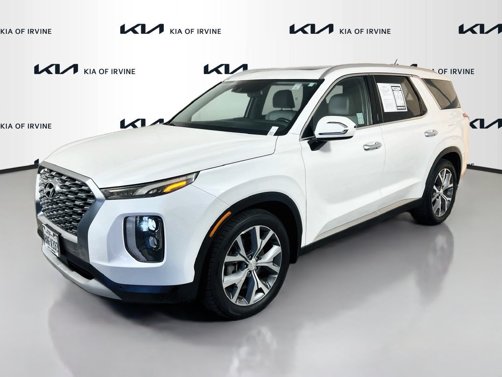 Used 2020 Hyundai Palisade SEL w/ Premium Package FWD image 3