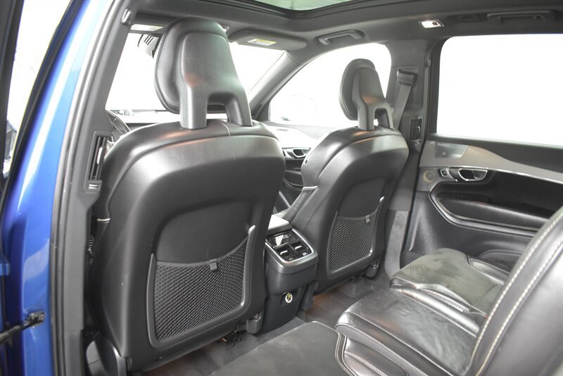 Used 2016 Volvo XC90 T6 R-Design w/ Protection Package Plus AWD/4WD image 27