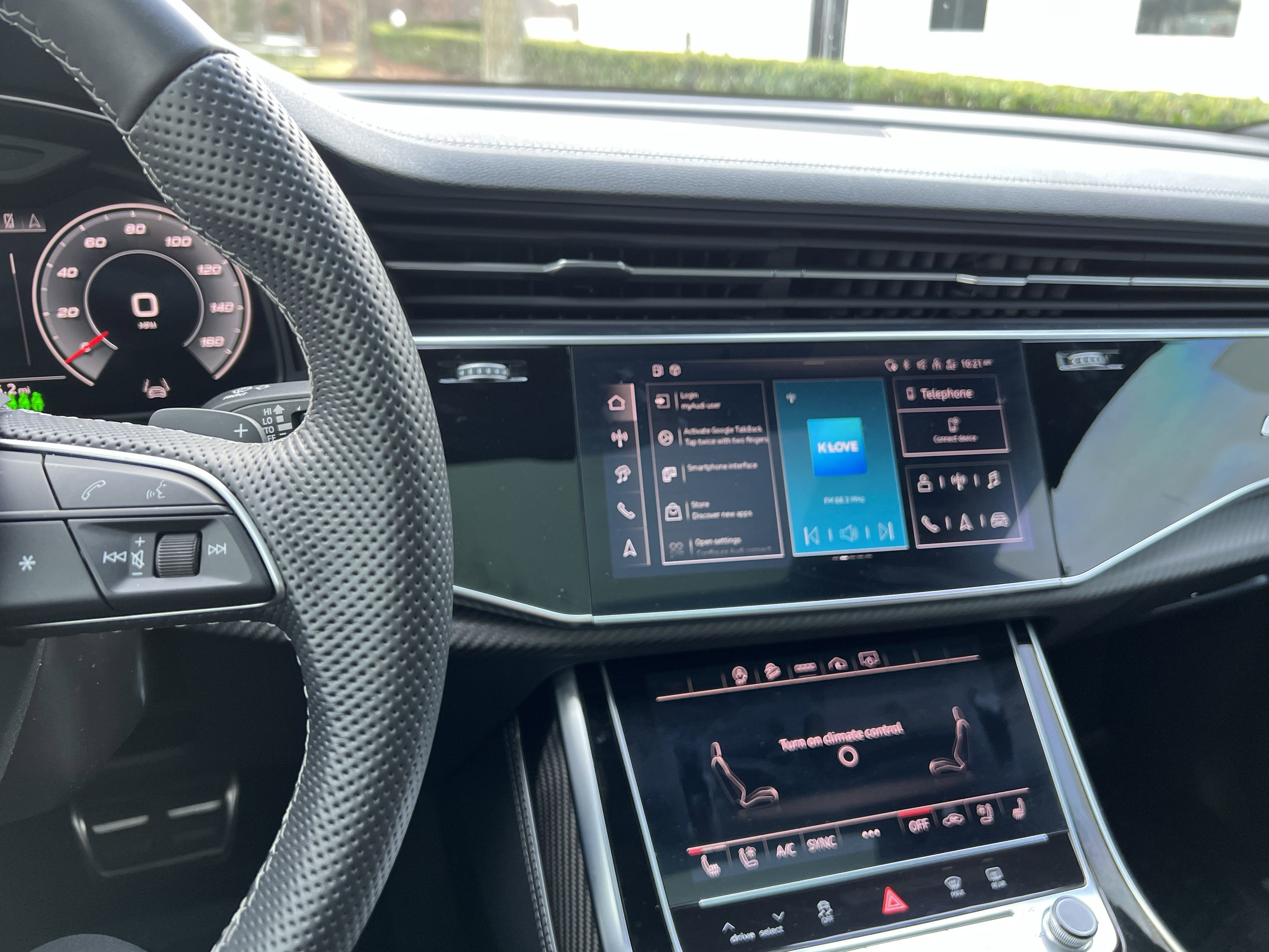 Used 2024 Audi SQ8 Premium Plus image 32