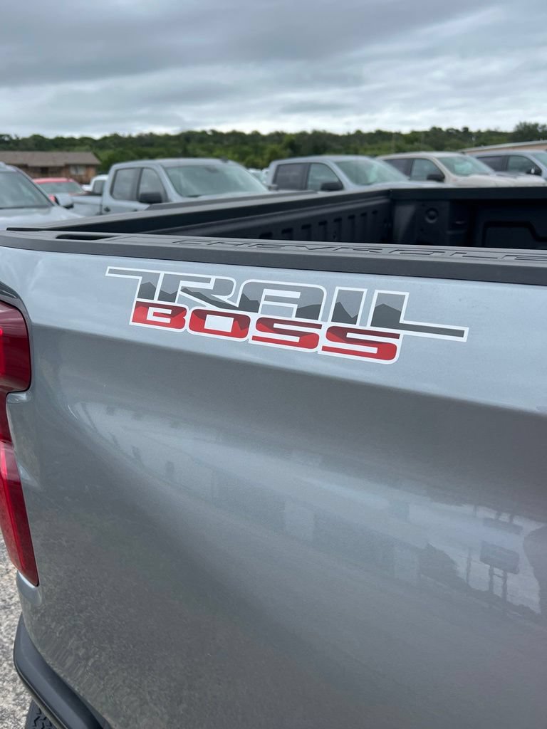 New 2026 Chevrolet Silverado 1500 LT Trail Boss w/ LT Trail Boss Premium Package AWD/4WD image 8