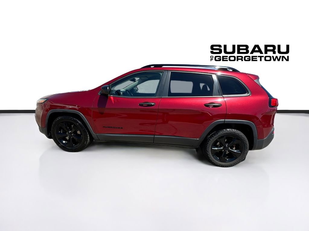 Used 2016 Jeep Cherokee Sport image 4