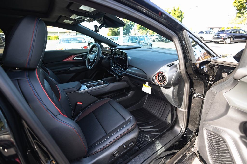 New 2026 Chevrolet Equinox EV RS w/ Convenience Package II image 18