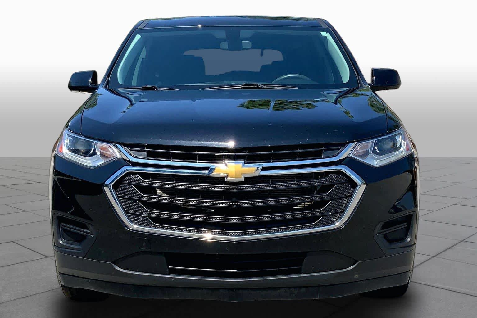 Used 2020 Chevrolet Traverse LS FWD image 4