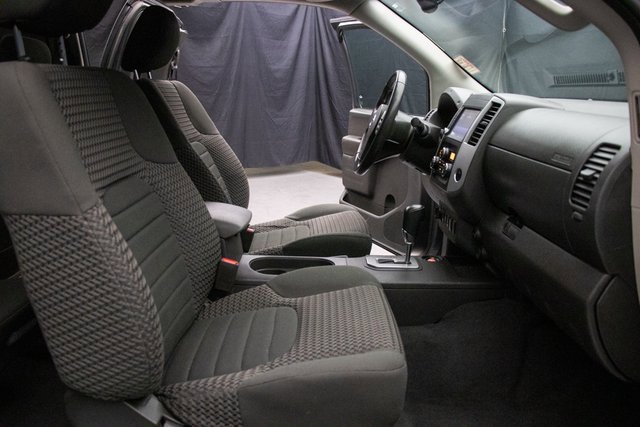 Used 2020 Nissan Frontier SV image 20