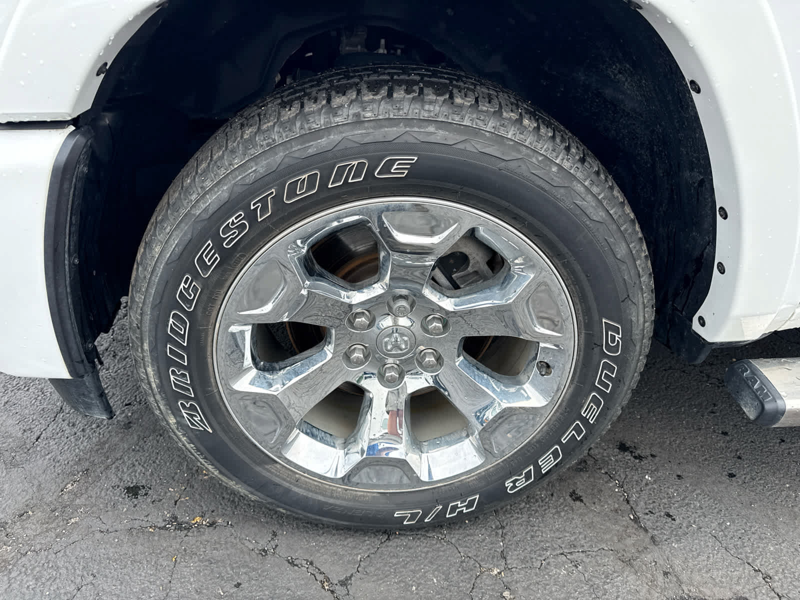 Used 2025 RAM 1500 Big Horn AWD/4WD image 9