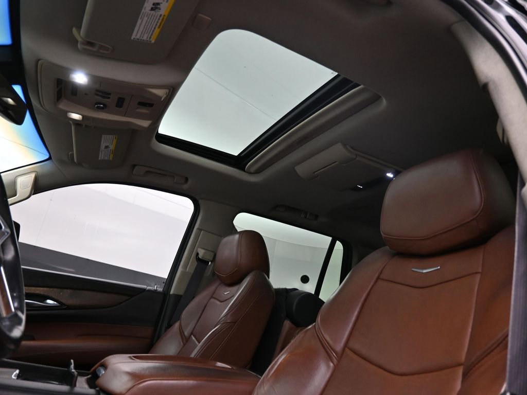 Used 2017 Cadillac Escalade Premium Luxury image 20