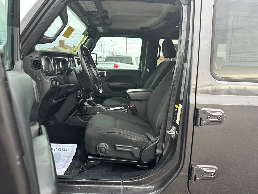 Used 2020 Jeep Wrangler Unlimited Willys image 24