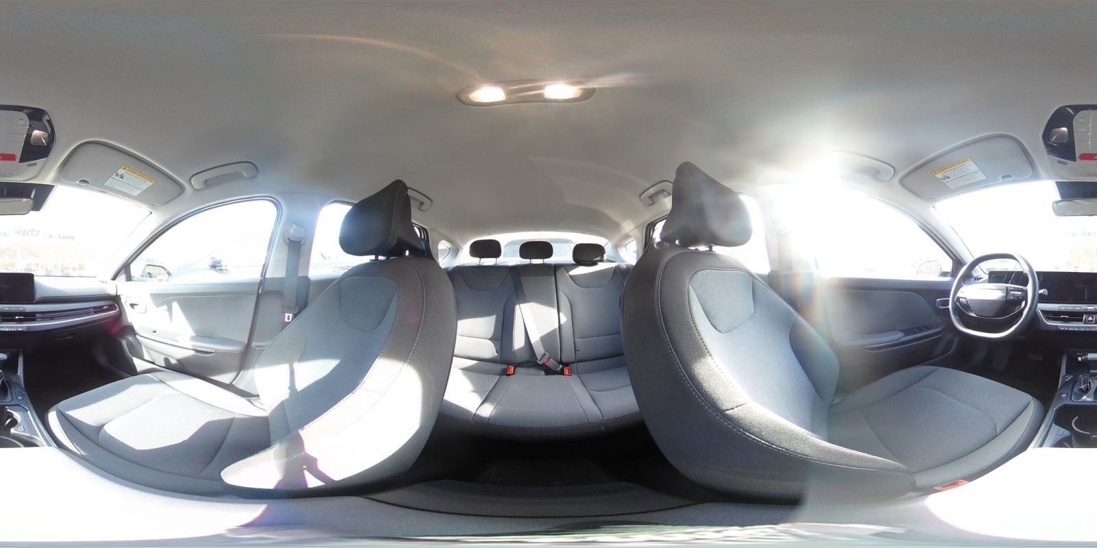 Used 2025 Kia K4 LXS image 42