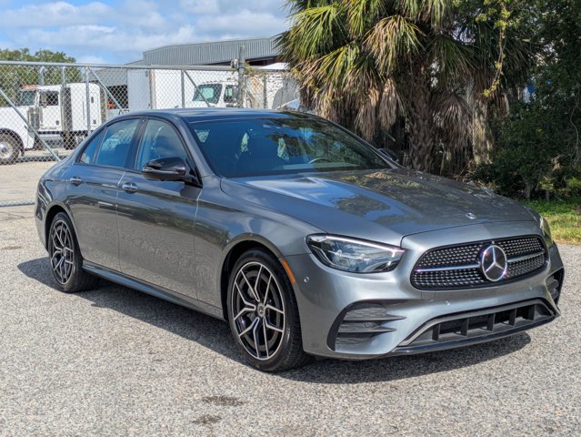 Certified 2022 Mercedes-Benz E 450 4MATIC Sedan image 3