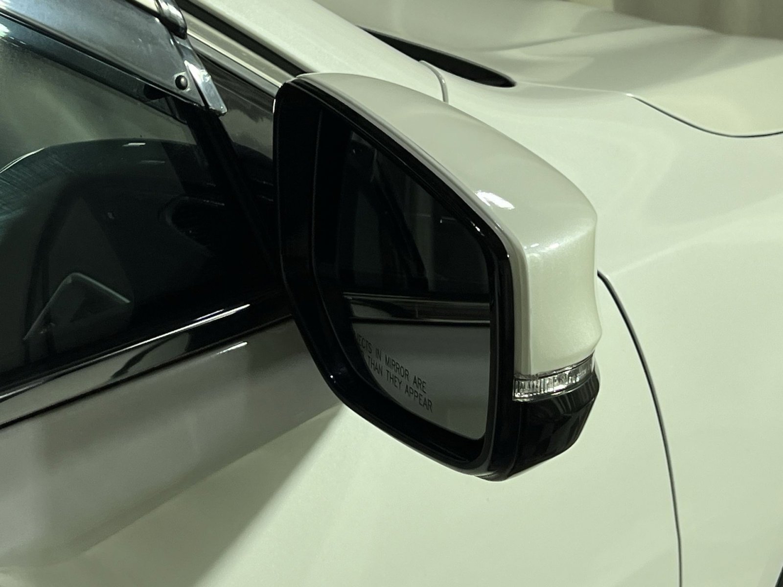 Used 2015 Acura TLX w/ Technology Package FWD image 23