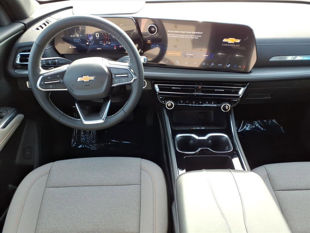 New 2026 Chevrolet Traverse LT w/ Sun and Wheel Package image 7