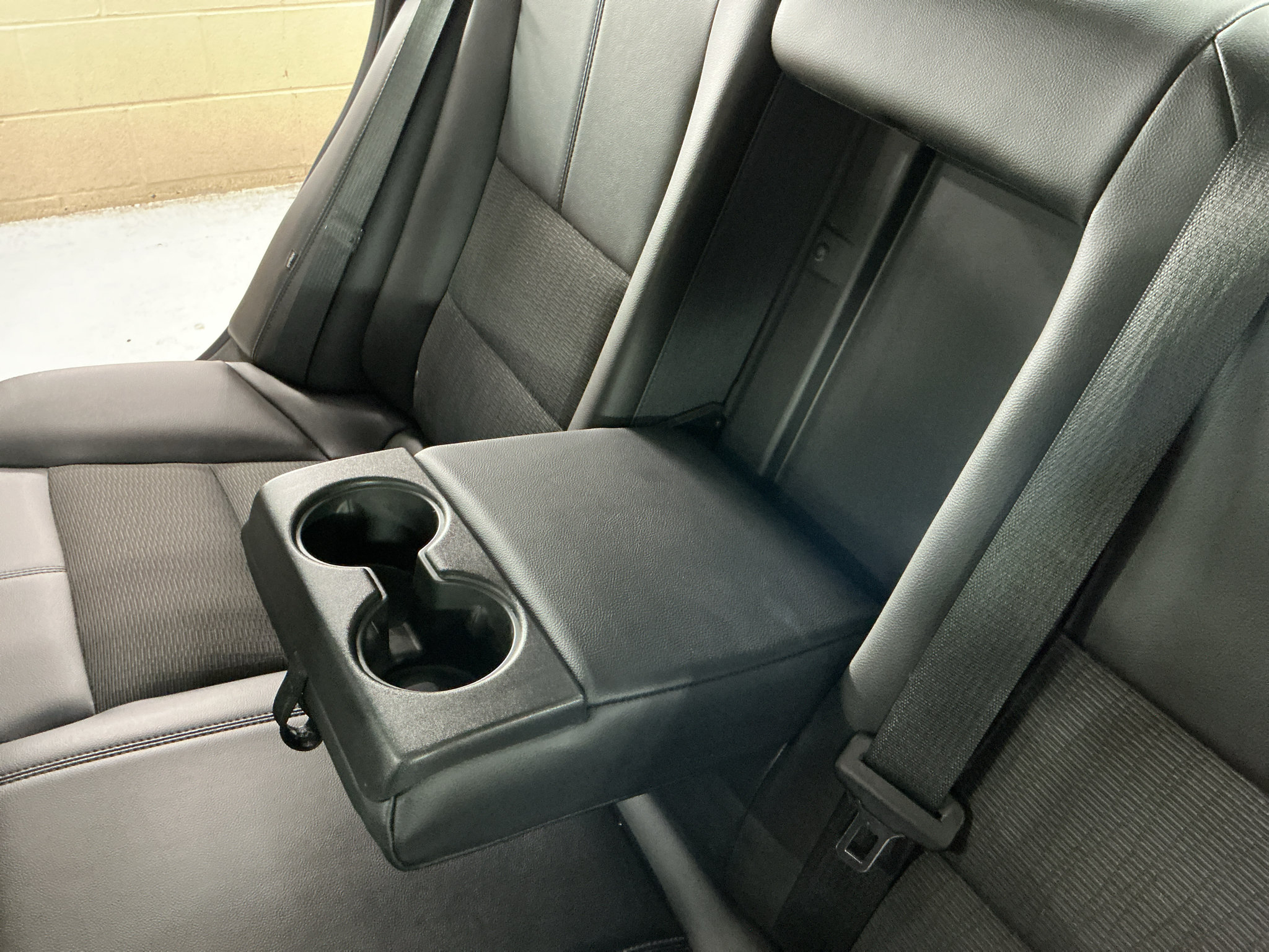 Used 2016 Chevrolet Impala LT FWD image 25