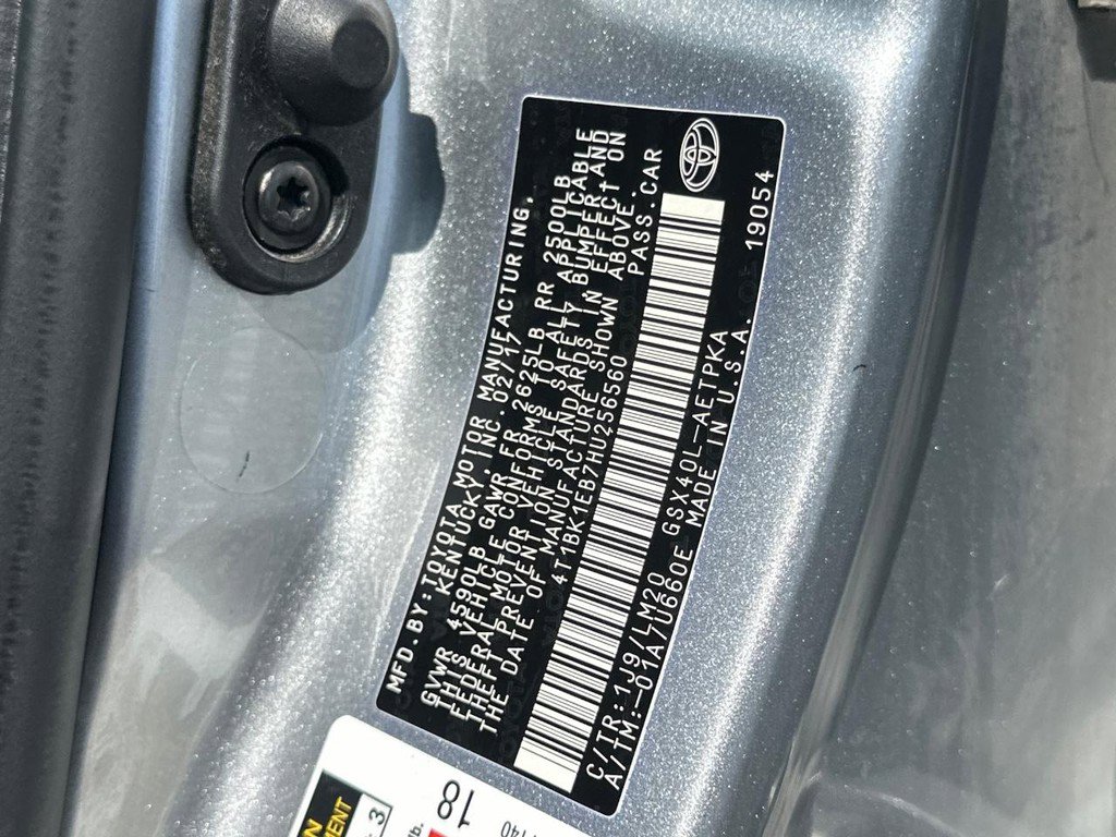 Used 2017 Toyota Avalon Limited w/ All Weather Liner Package image 23