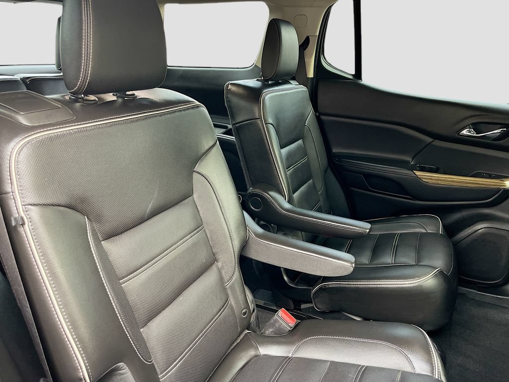 Used 2019 GMC Acadia Denali w/ Technology Package AWD/4WD image 30