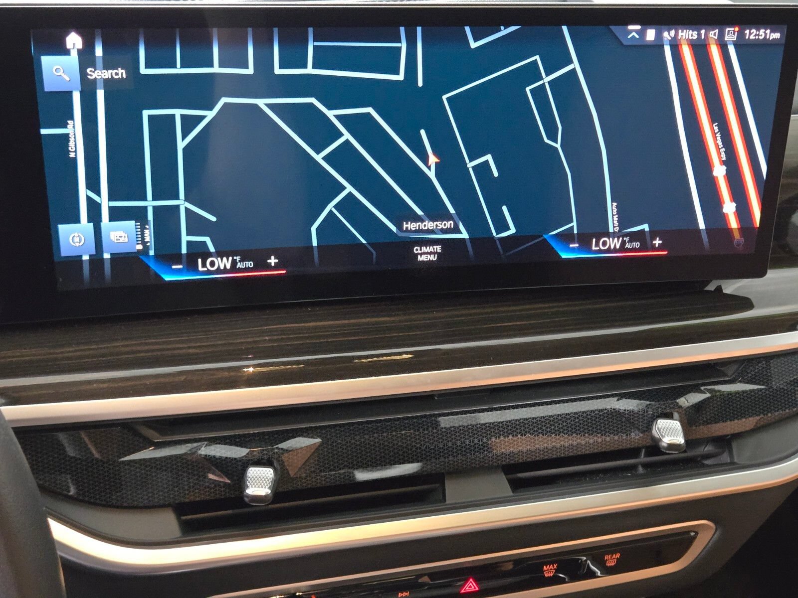 Used 2023 BMW X7 xDrive40i AWD/4WD image 25