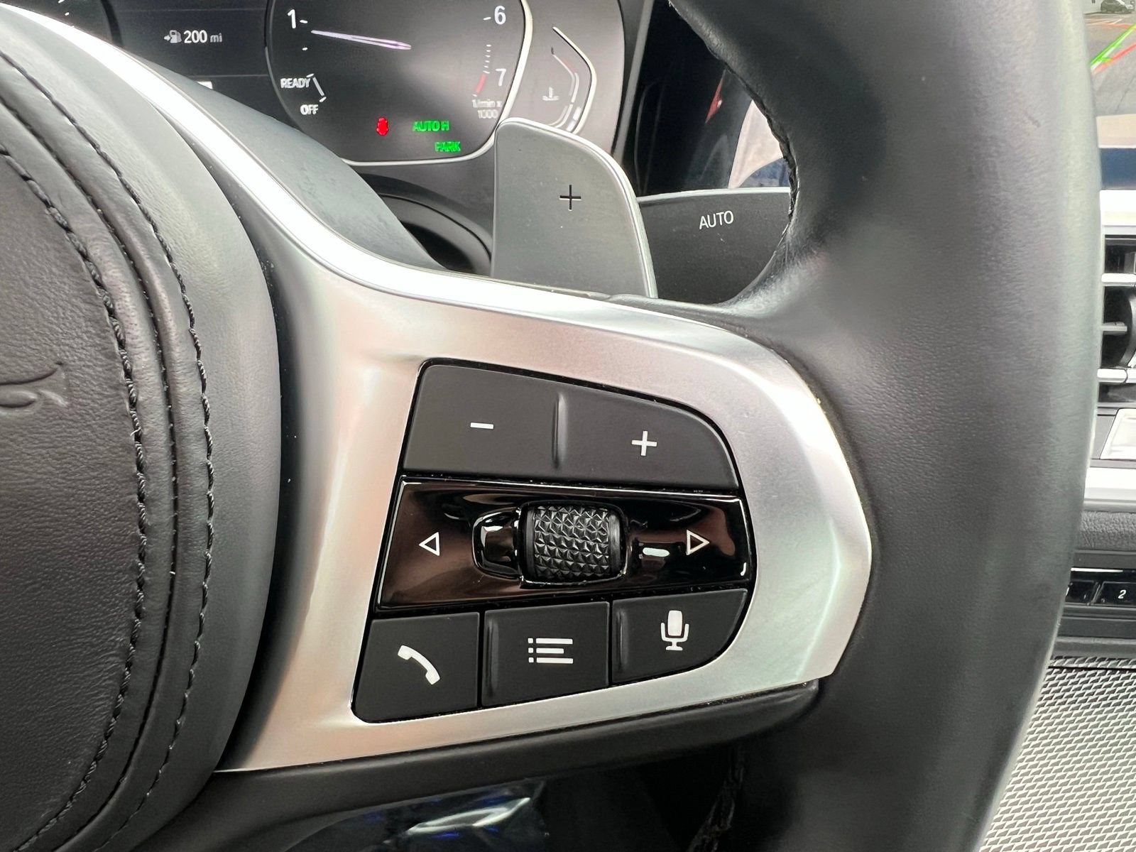 Used 2021 BMW 430i Coupe w/ M Sport Package RWD image 34