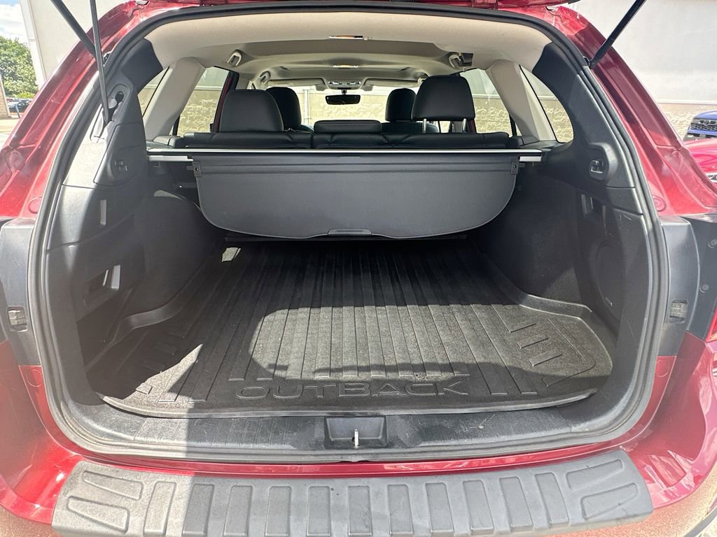 Used 2017 Subaru Outback 2.5i Limited AWD/4WD image 32
