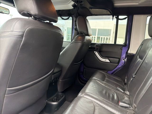 Used 2017 Jeep Wrangler Unlimited Sahara w/ Connectivity Group image 29