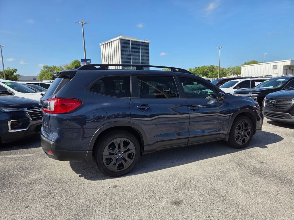 Used 2025 Subaru Ascent Onyx Edition w/ Onyx Package AWD/4WD image 15