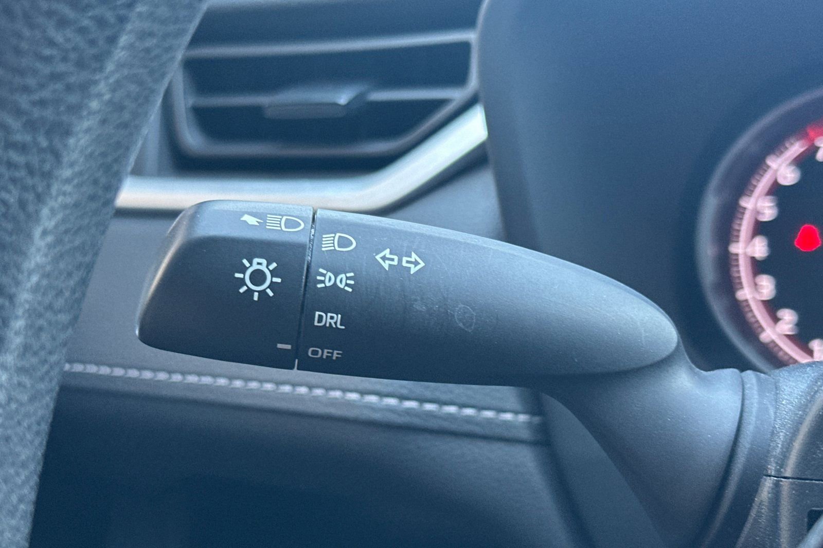 Used 2024 Toyota RAV4 LE FWD image 34