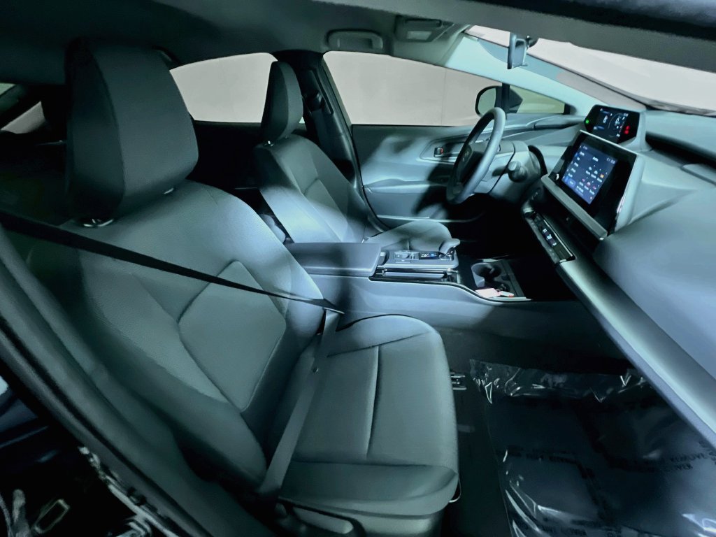 Certified 2026 Toyota Prius LE AWD/4WD image 24