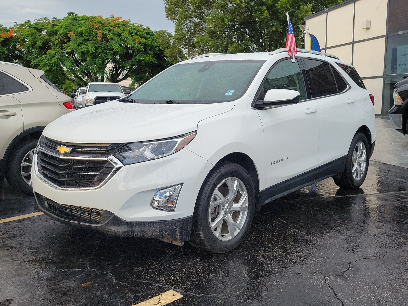 Used 2020 Chevrolet Equinox LT FWD image 31