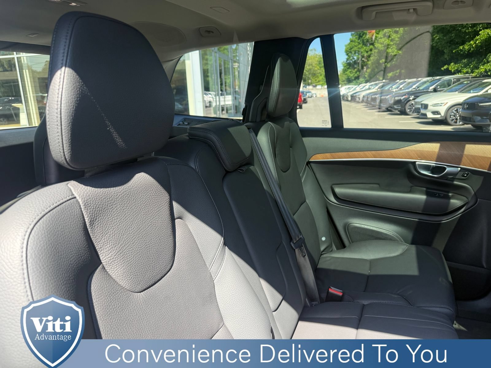 Used 2023 Volvo XC90 B6 Plus w/ Protection Package AWD/4WD image 28