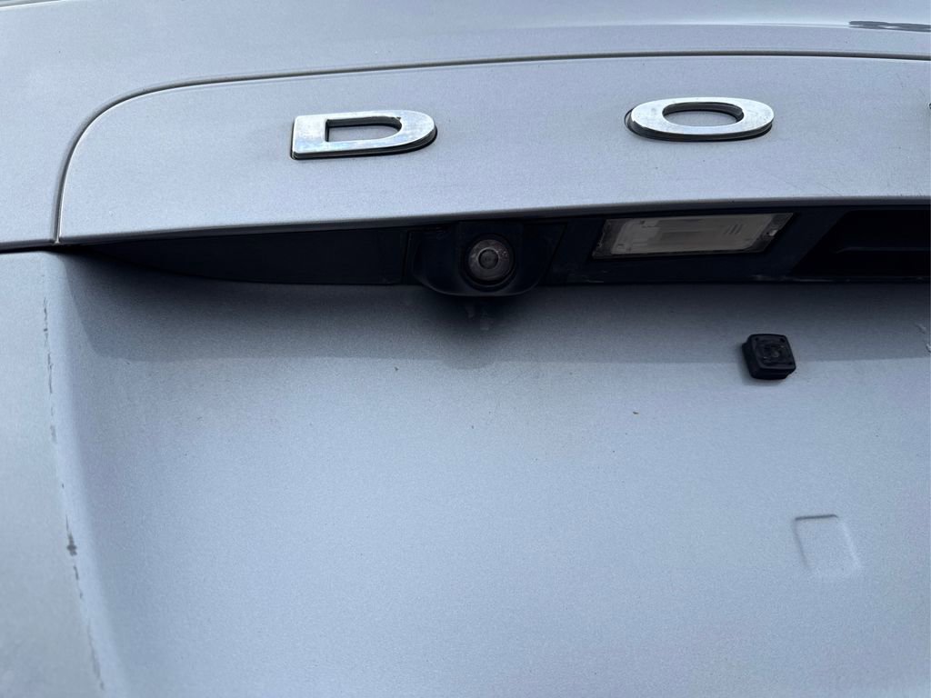 Used 2018 Dodge Grand Caravan GT image 16