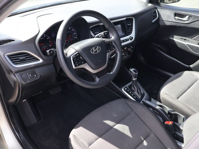 Used 2019 Hyundai Accent SE FWD image 12