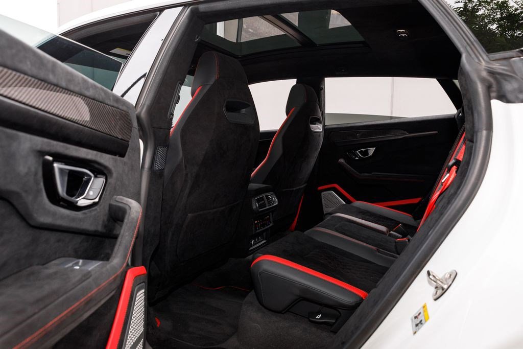 Used 2024 Lamborghini Urus Performante image 22