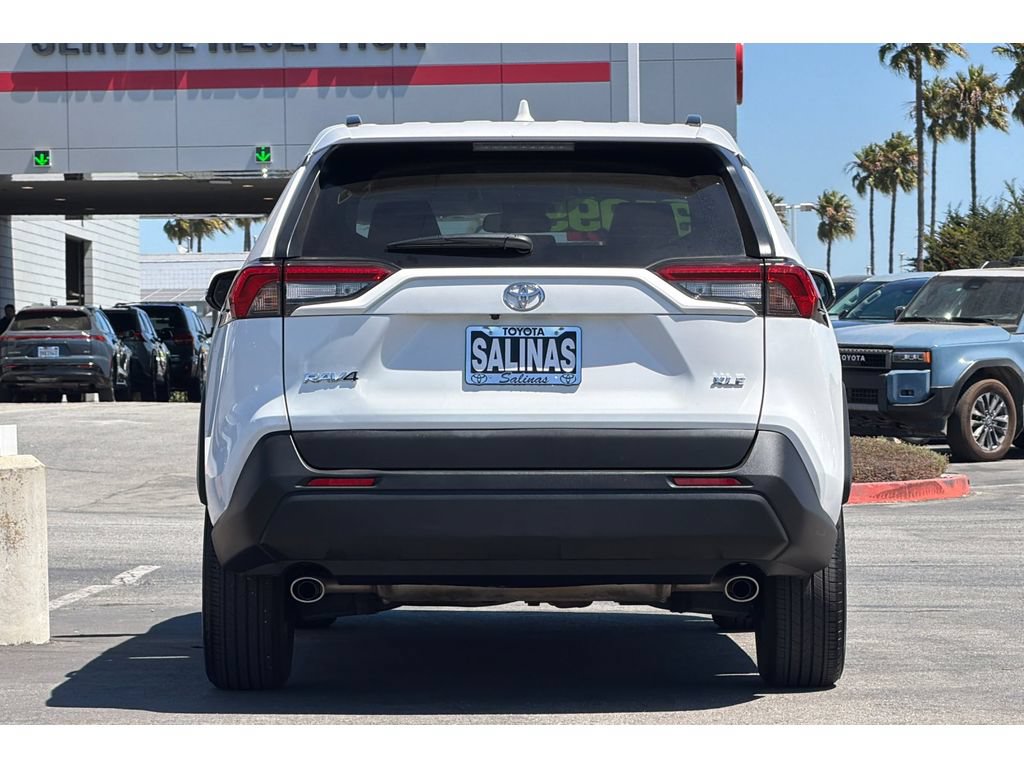 Used 2025 Toyota RAV4 XLE FWD image 5