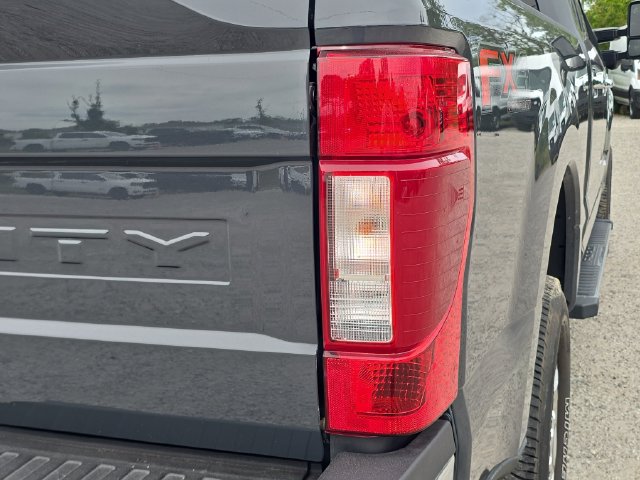 Used 2021 Ford F250 Lariat w/ Chrome Package AWD/4WD image 8