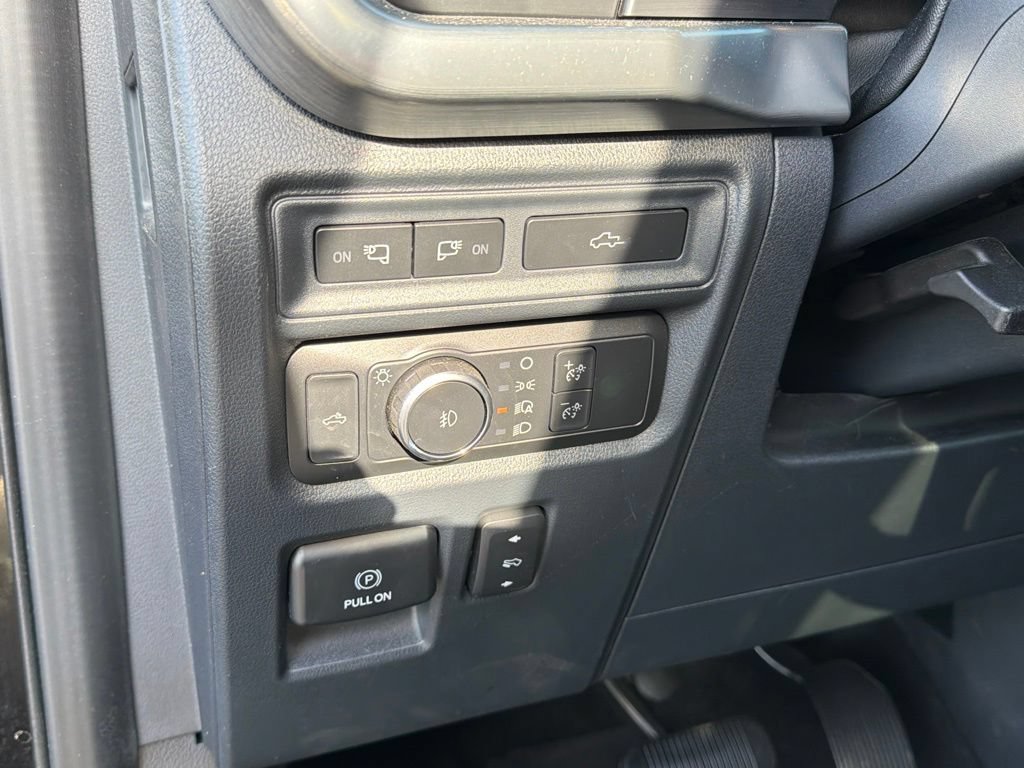 Used 2022 Ford F150 Lariat AWD/4WD image 14
