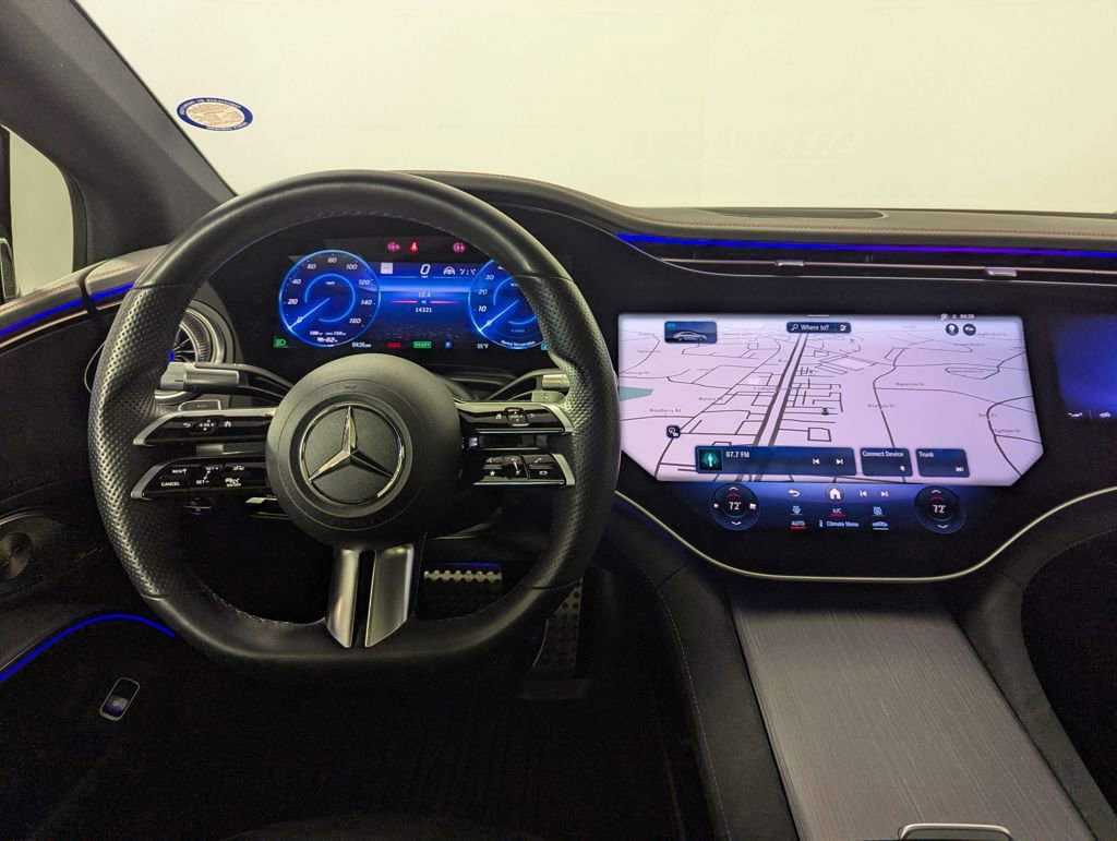 Used 2022 Mercedes-Benz EQS 580 4MATIC Sedan image 6
