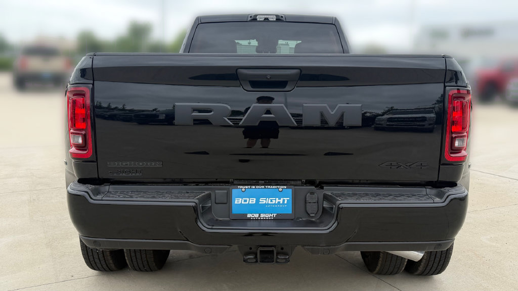 New 2026 RAM 3500 Big Horn AWD/4WD image 8